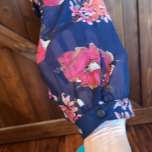 Blue and floral Dress Size Small - Picture 5 of 9